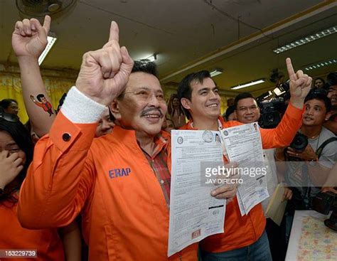 152 Isko Moreno Photos & High Res Pictures .